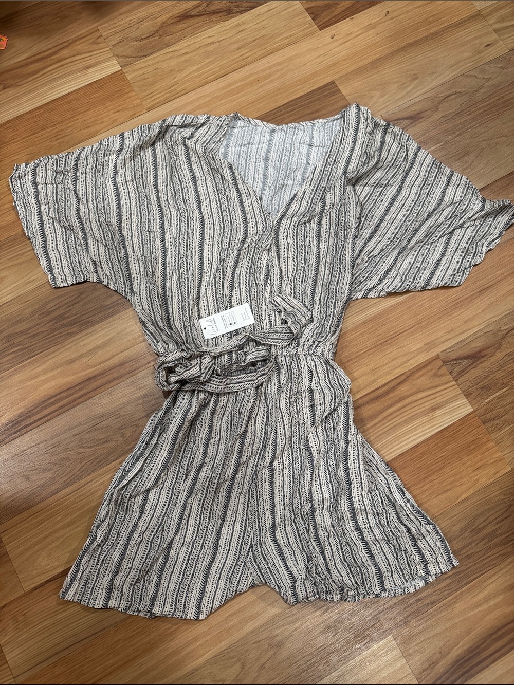 Cupshe Black & Cream Striped V-Neck Wrap Romper